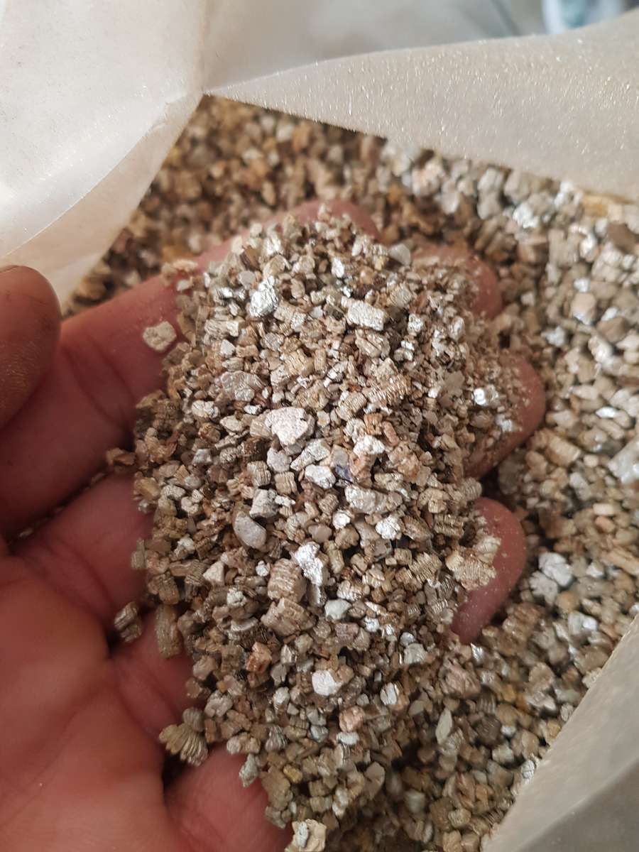 Vermiculite - 1 litre
