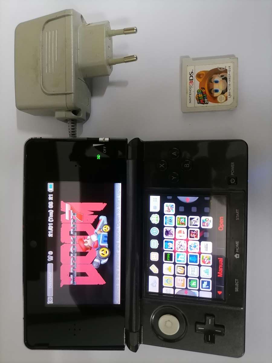 Nintendo 3DS 32GB on auction