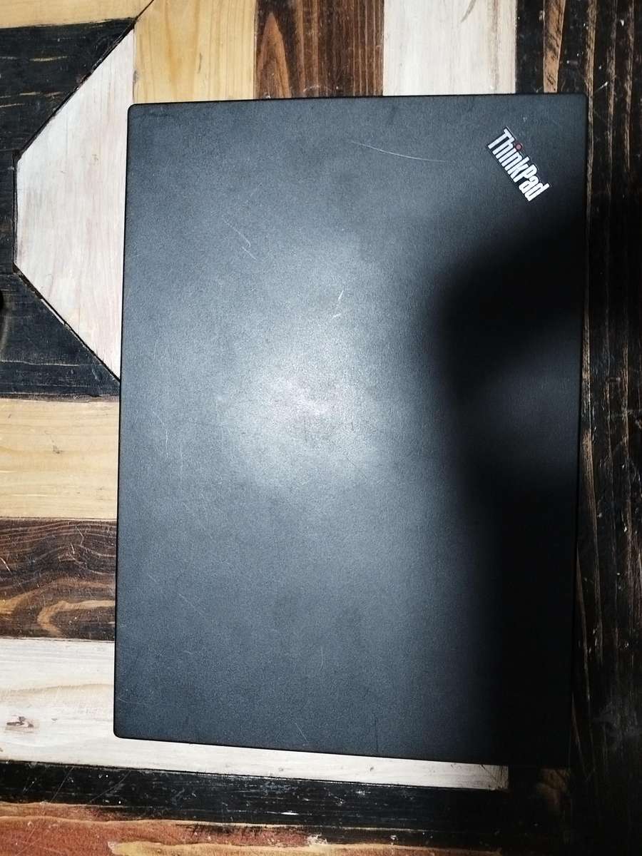 Lenovo ideapad L490 I5 8th gen laptop.