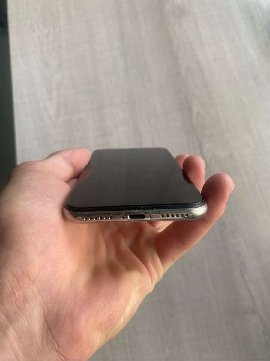 IPHONE X 64GB