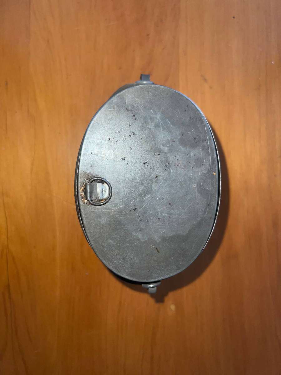 WW1 British Army D shaped mess kit