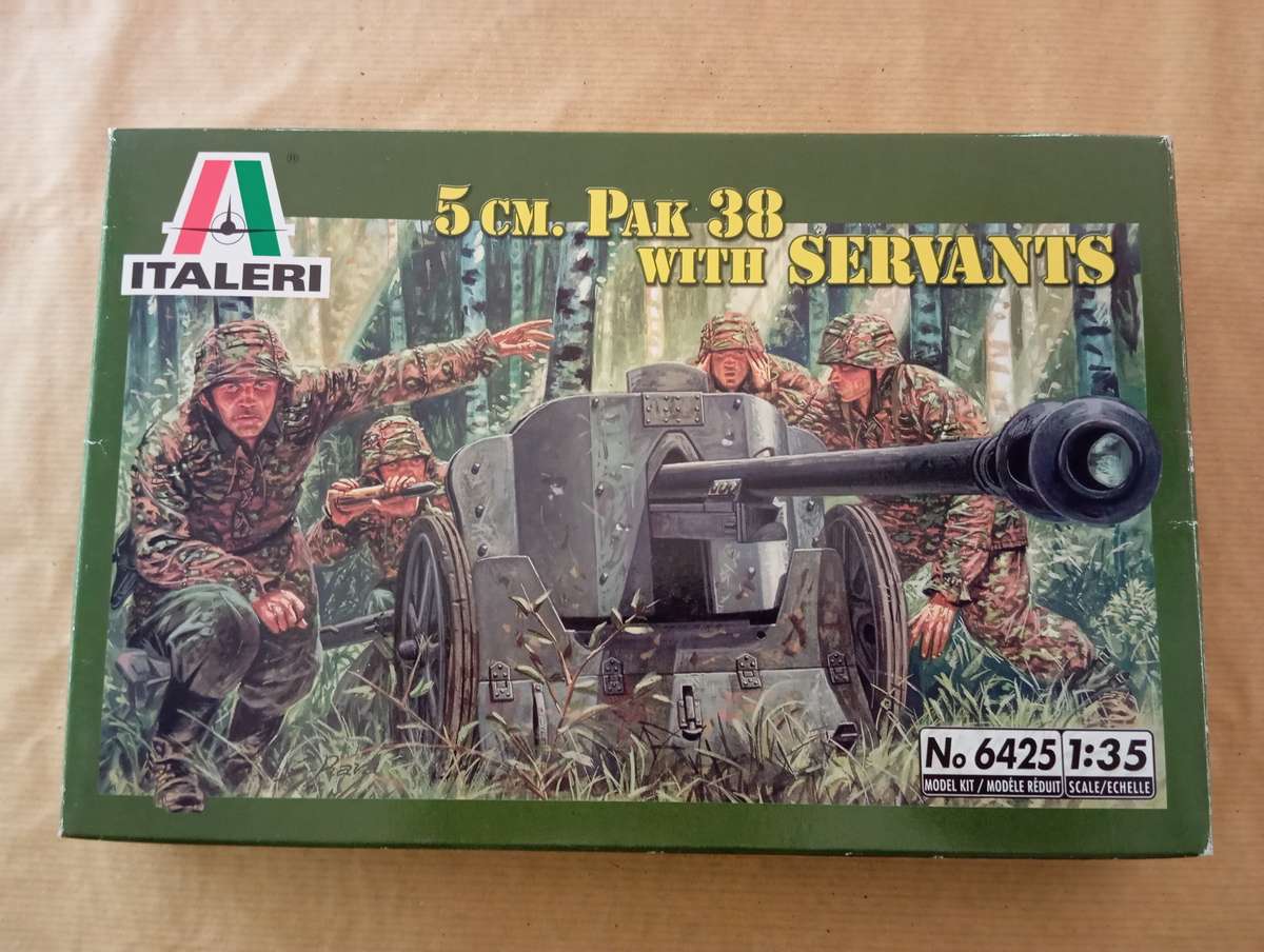 Scale Model Kit 1:35 - 5cm.PAK 38 with Servants - Italeri