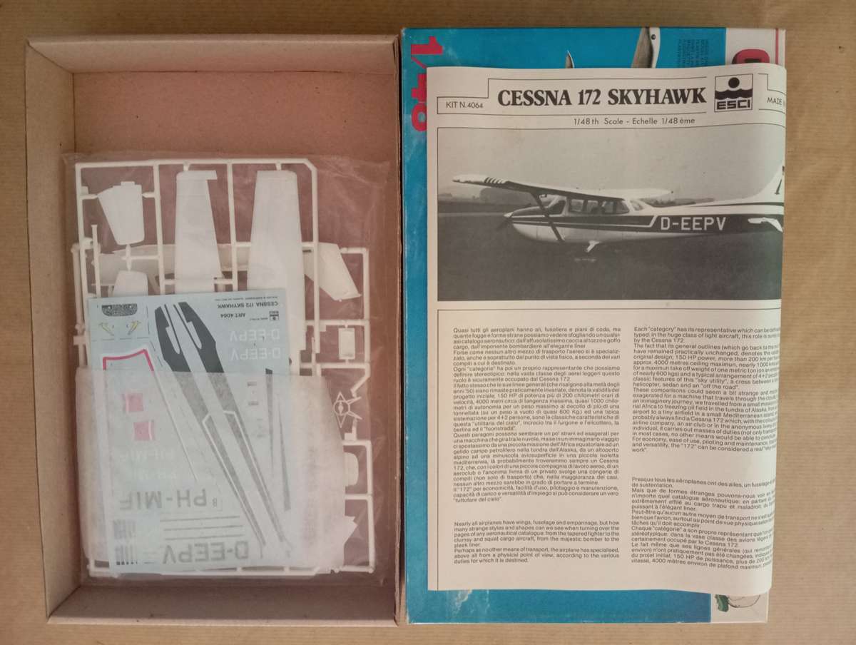 Scale Model Kit 1:48 - Cessna 172 Skyhawk - ESCI