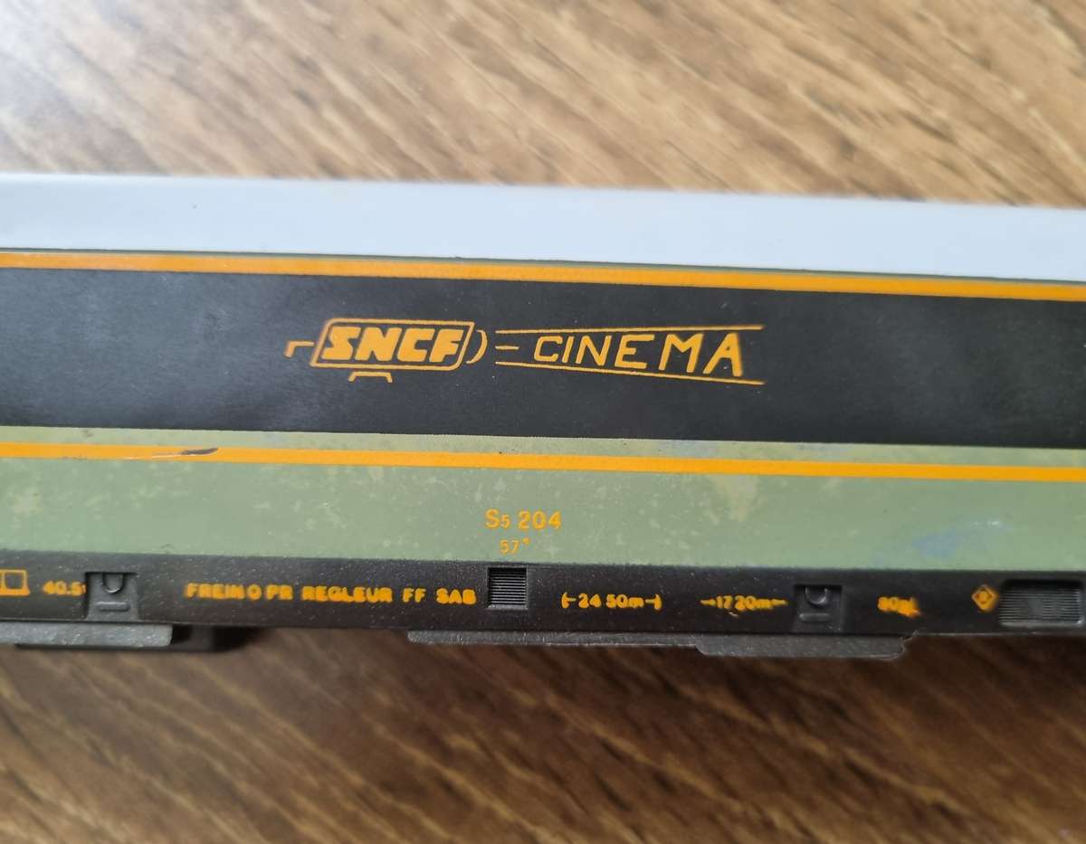Rare LIMA CINEMA COACH- H0 Scale
