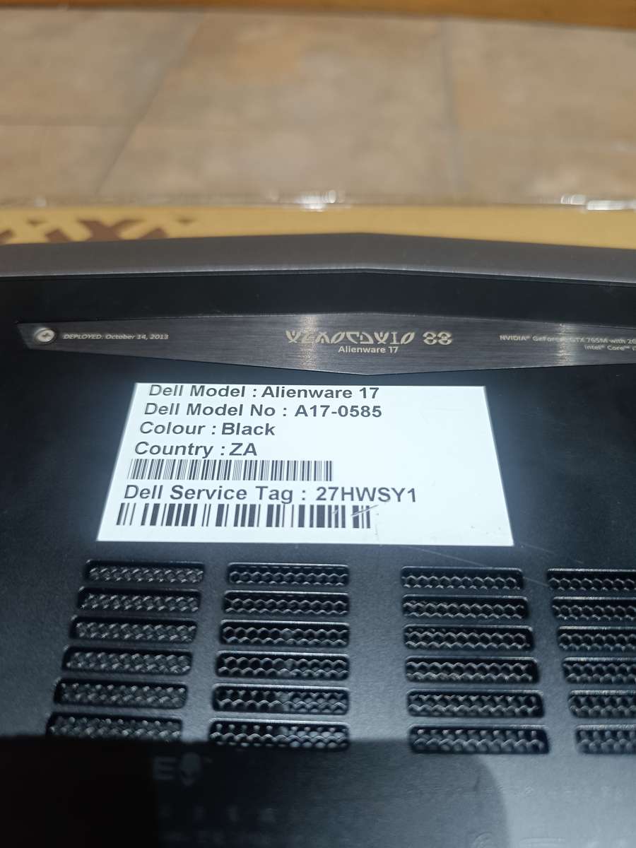 Dell Alienware A17-0585 Gaming Laptop