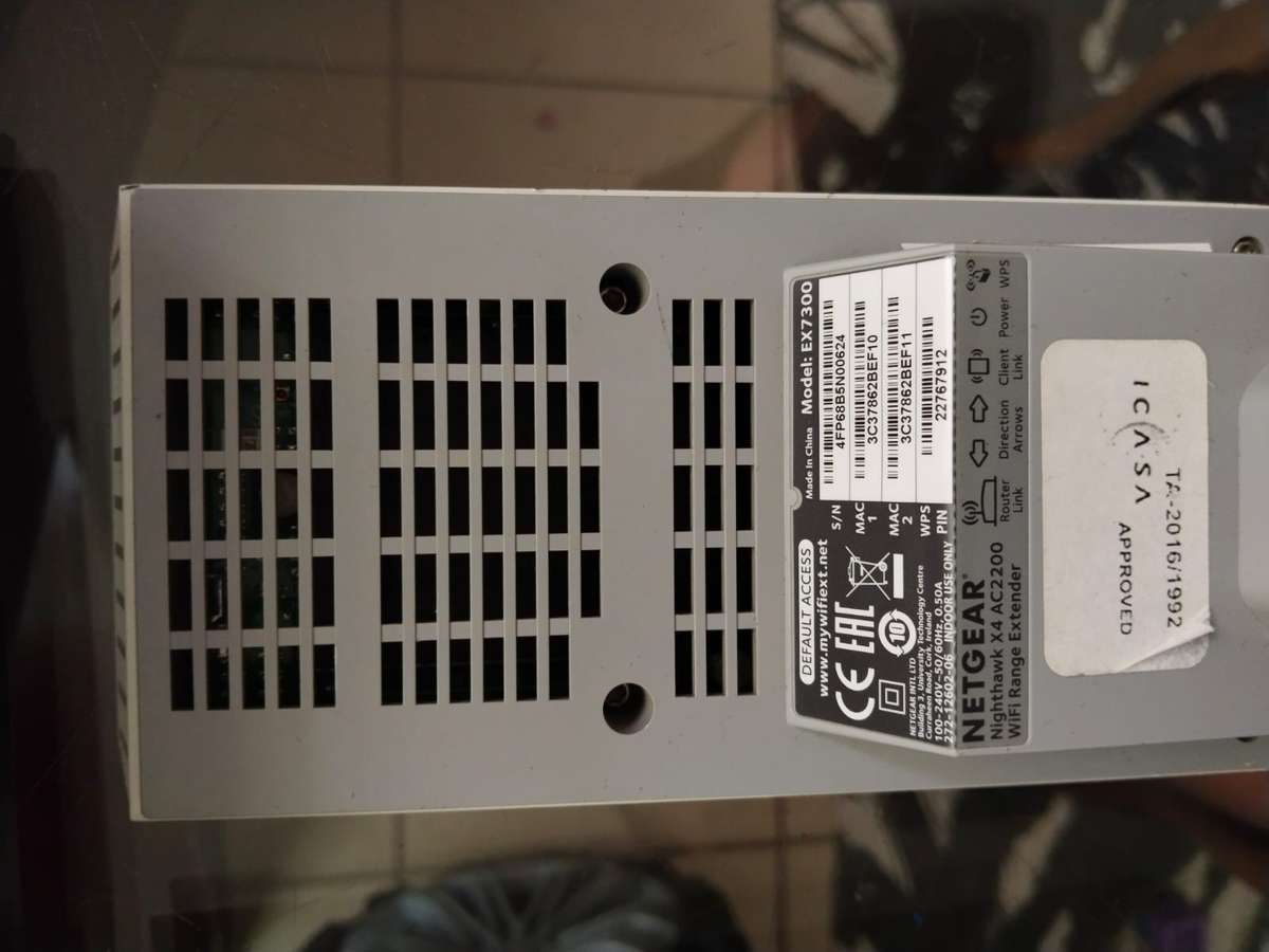 Router and two Extenders