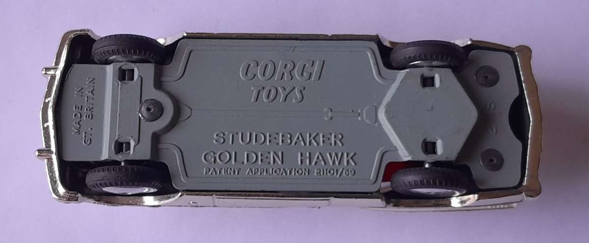 Corgi Toys 211S Studebaker Golden Hawk In Original Box. 11.4cm.