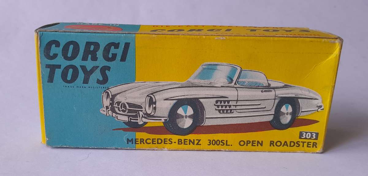 Corgi Toys 303S Mercedes 300SL Roadster In Original Box. 9.5cm.