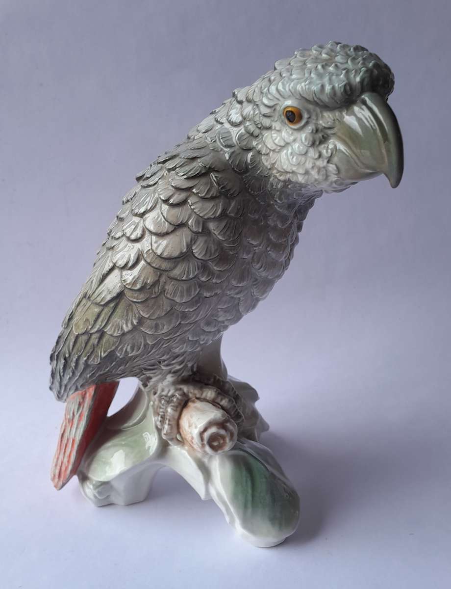 Mid Century W. Goebel West Germany Ceramic African Grey Parrot. Excellent Condition.