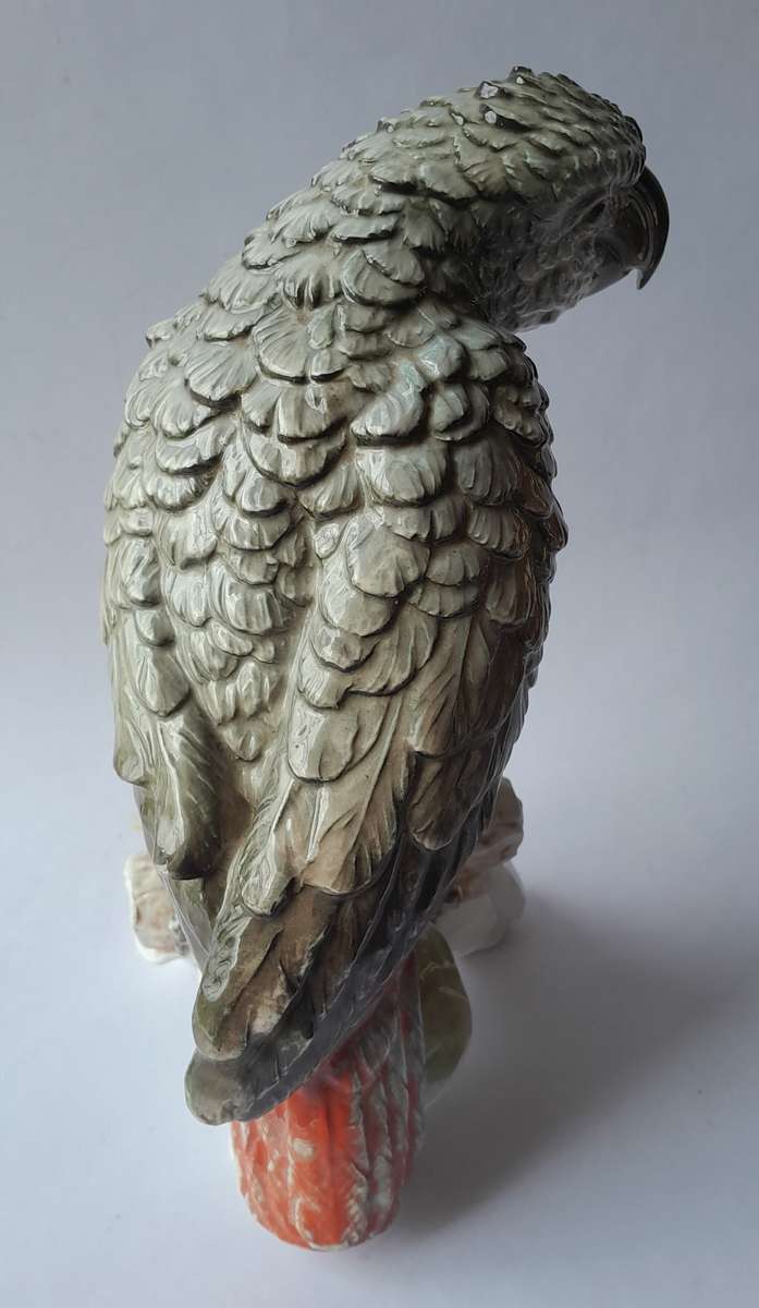 Mid Century W. Goebel West Germany Ceramic African Grey Parrot. Excellent Condition.