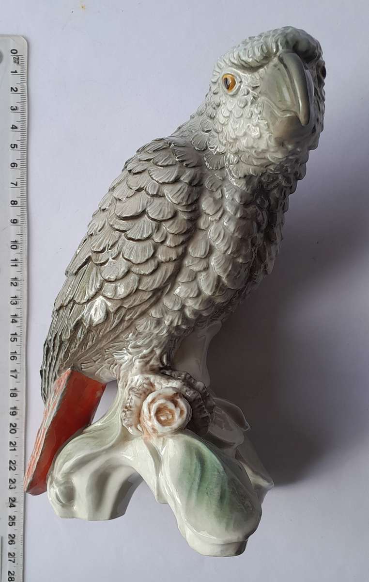 Mid Century W. Goebel West Germany Ceramic African Grey Parrot. Excellent Condition.