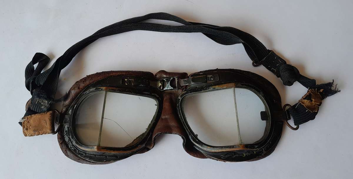 WW2 RAF Mk VIII Pilot's Goggles.