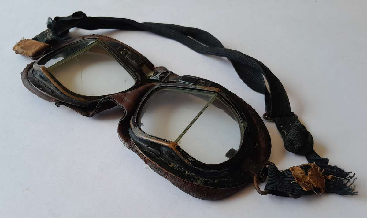 WW2 RAF Mk VIII Pilot's Goggles.