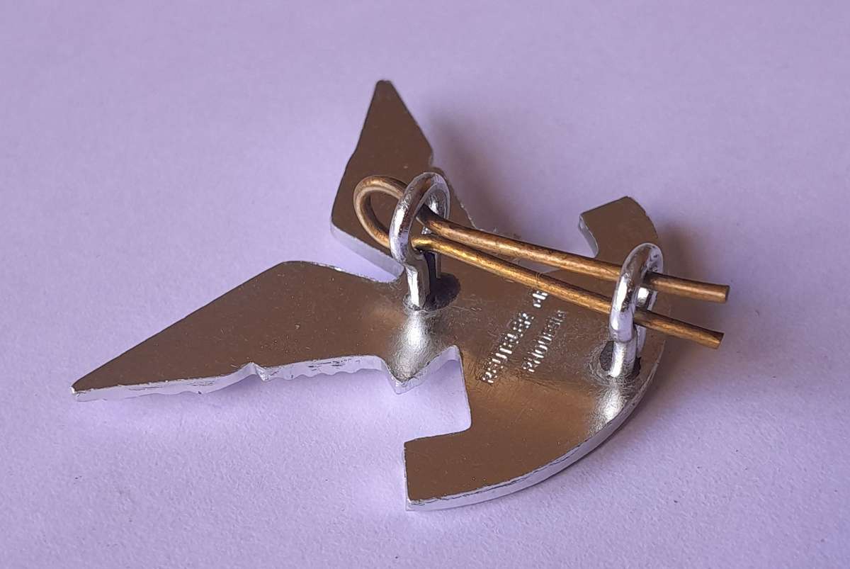 Rhodesian Selous Scouts Beret Badge.  "Reuteler, MFO, Rhodesia".