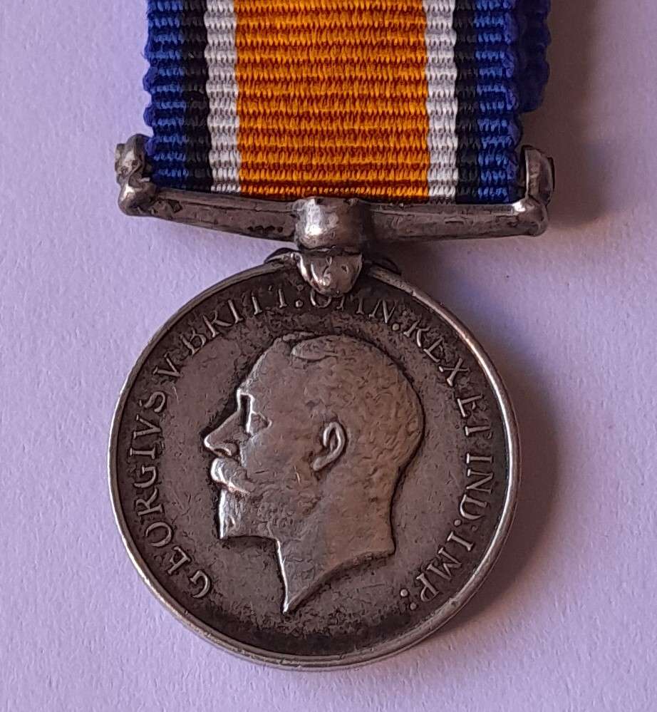 WW1 Miniature 1914 - 1918 War Medal.  Solid Silver.