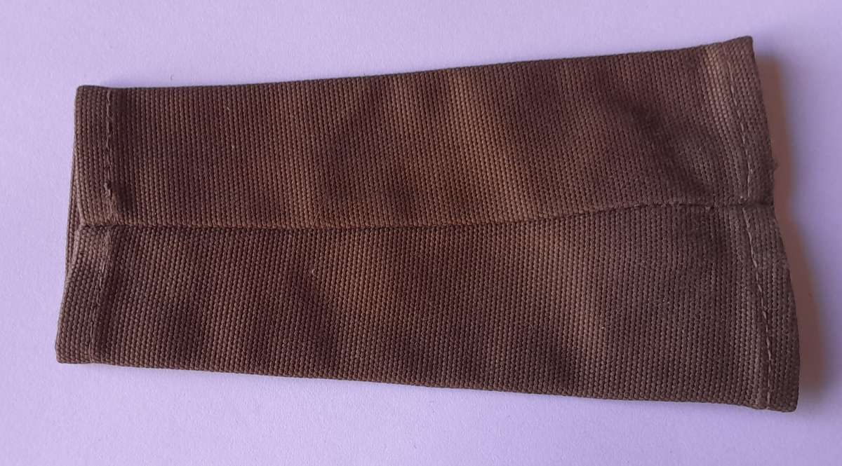 SADF 2nd Lieutenant "Bush Pips" Slip-on Shoulder Rank.