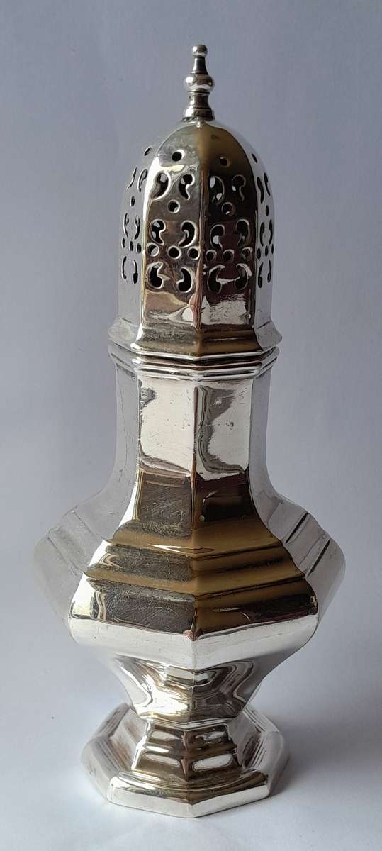 Vintage Georgian Style Silver Plate Sugar Shaker. 16cm.