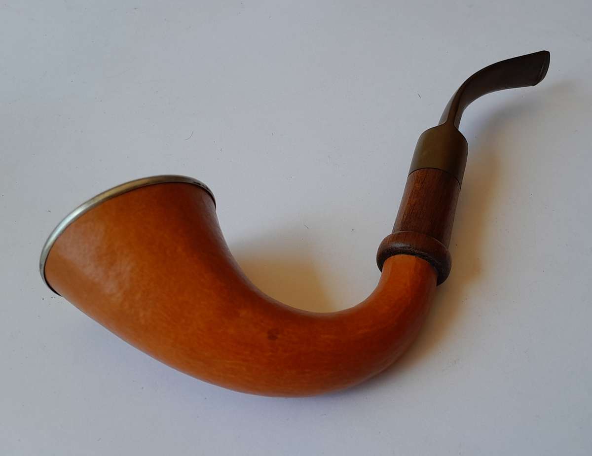 Antique Calabash Pipe With Solid Silver Rim. Birmingham, 1919. Unsmoked.
