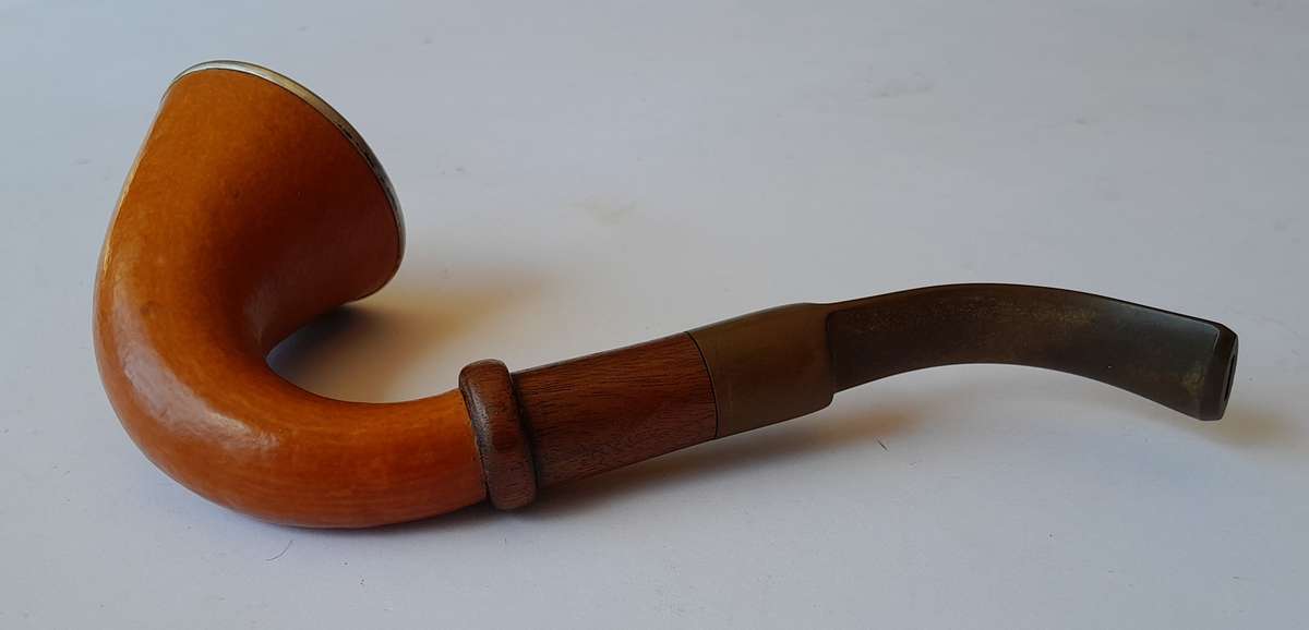 Antique Calabash Pipe With Solid Silver Rim. Birmingham, 1919. Unsmoked.