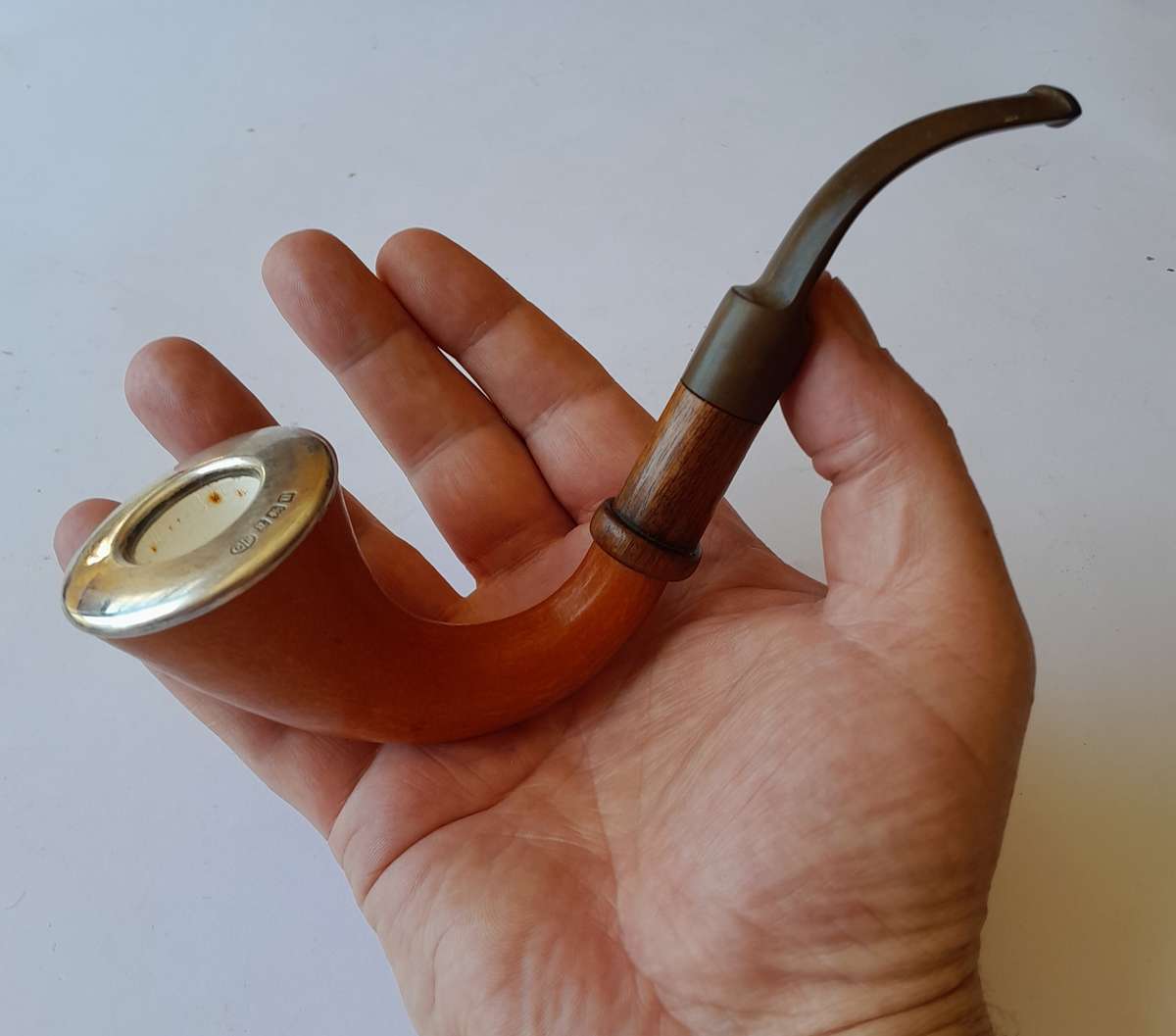 Antique Calabash Pipe With Solid Silver Rim. Birmingham, 1919. Unsmoked.