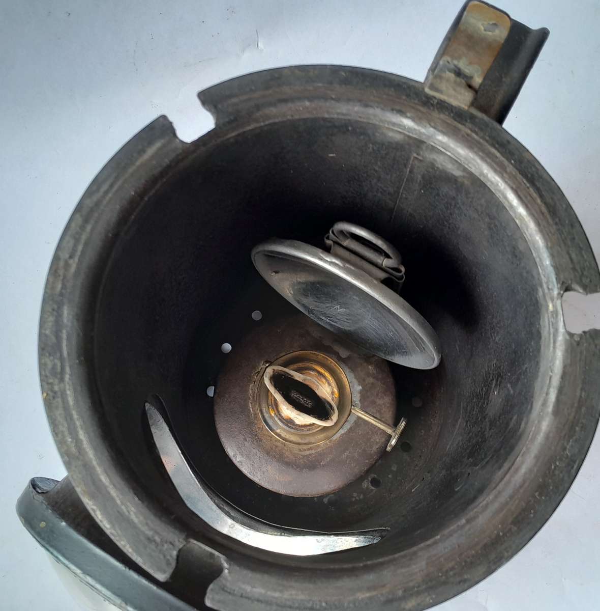 Original Complete SA Railways Tri-Colour Signal Lamp. 34cm.