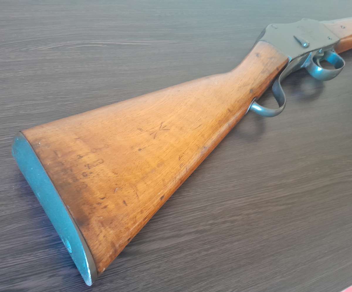 Boer War 1887 BSA Martini-Henry Carbine with Cartridge and Display Stand