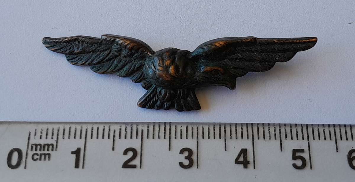 WW2 Royal Air Force Eagle Badge.  No Lugs.