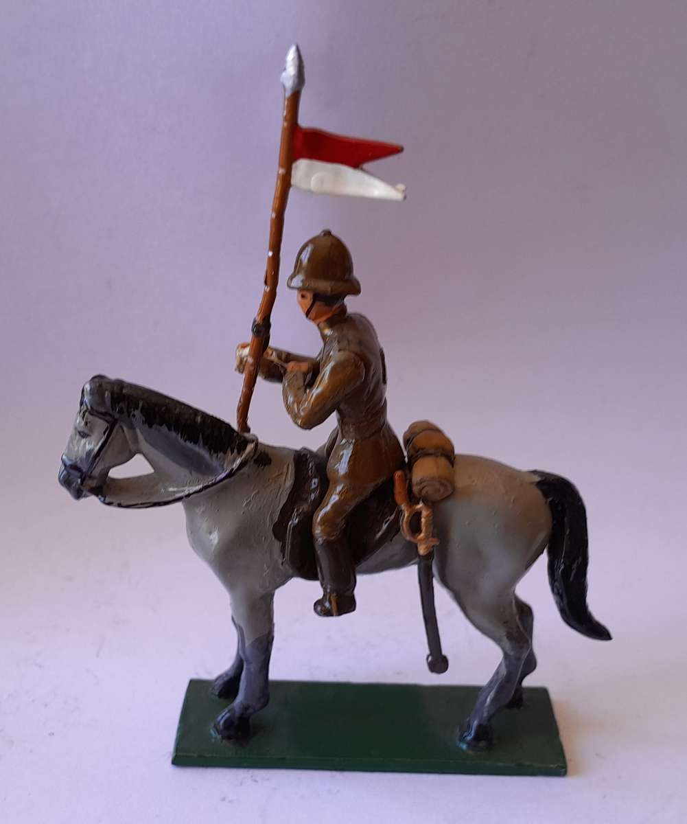 Boer War British Cavalryman Lead Figurine.  8cm