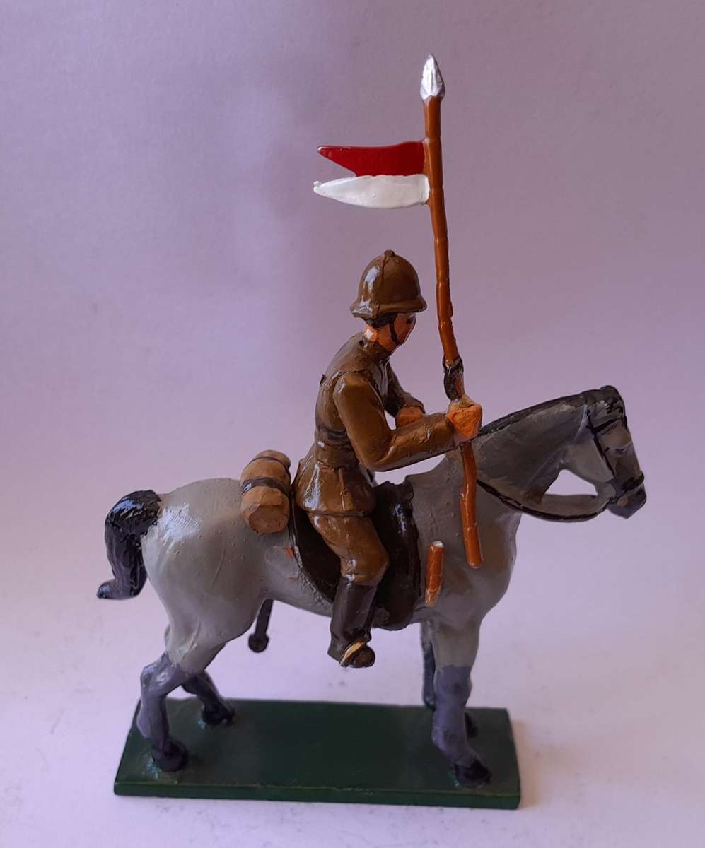Boer War British Cavalryman Lead Figurine.  8cm