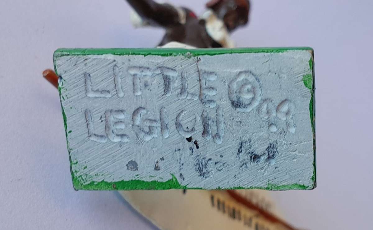 Rare Vintage Little Legion Zulu War Warrior Lead Figurine.  5.5cm