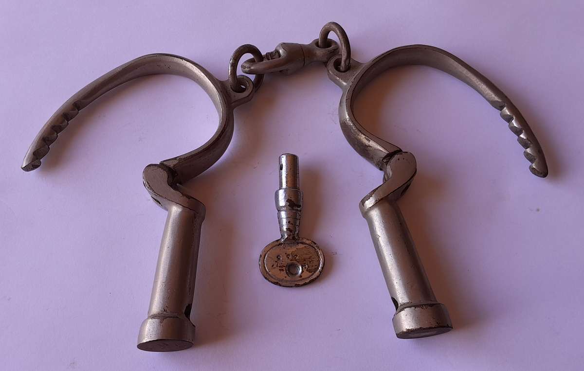 1950s Handcuffs With Screw Key. Fully Functional.