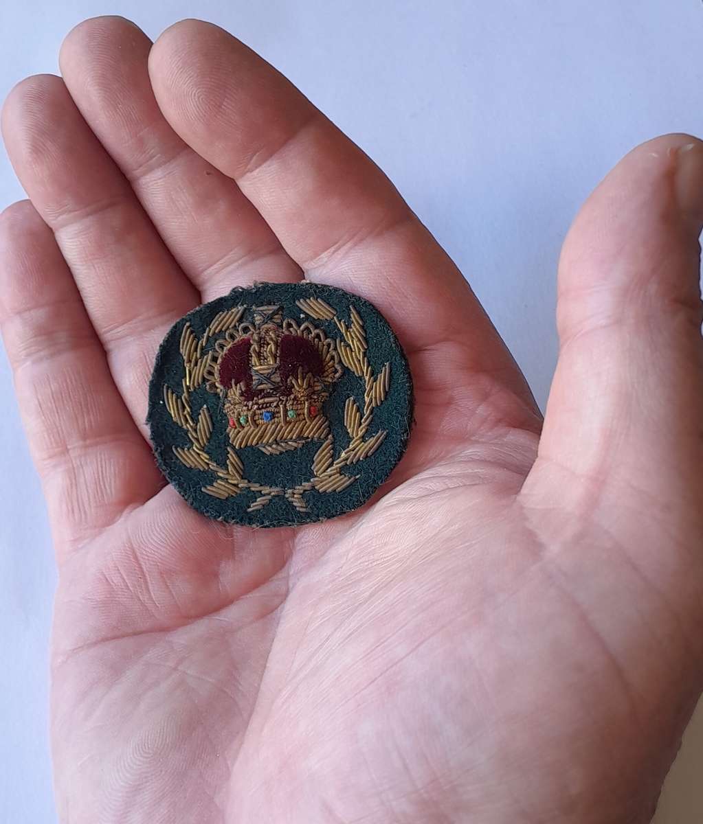 WW2 British Warrant Officer Bullion Rank Badge.