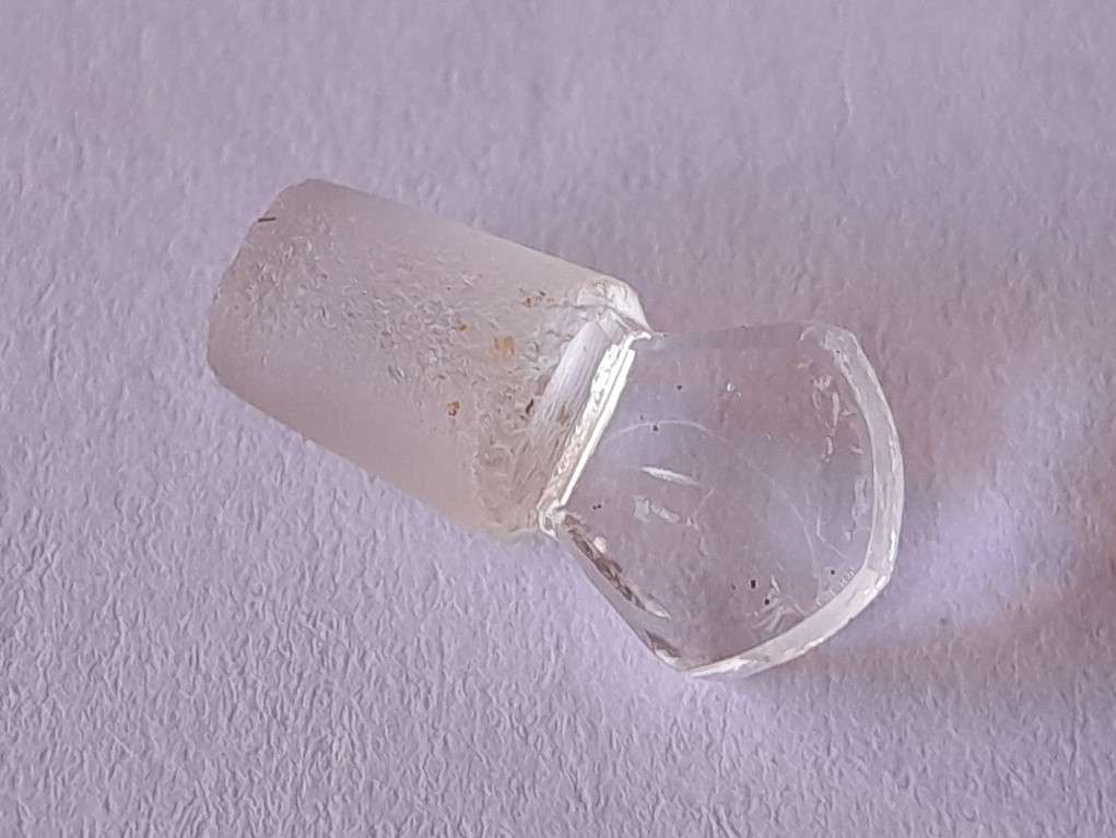 Solid Silver And Glass Smelling Salts Scent Bottle. Henry Perkins & Sons. London, 1922.