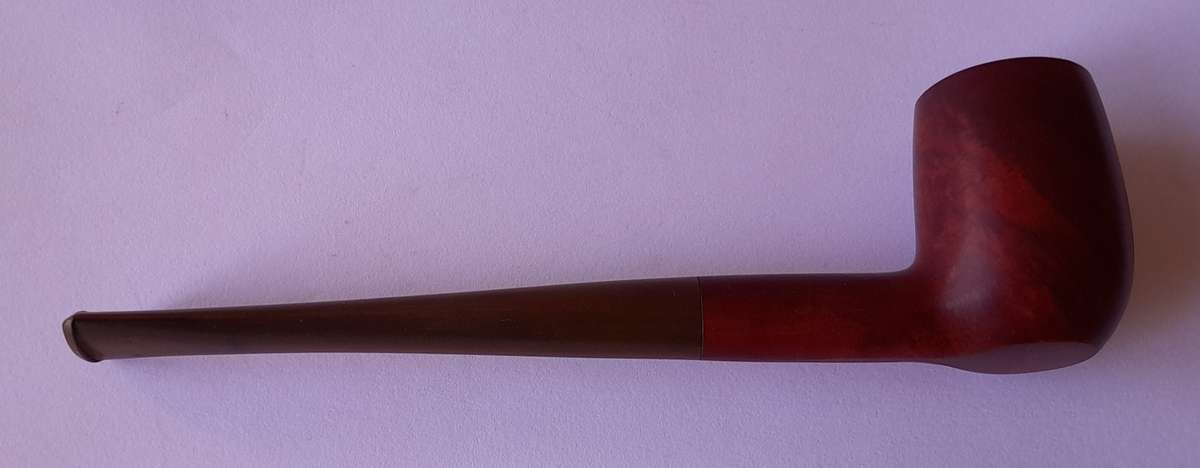 Vintage Bruken (Spain) Petite Chimney Estate Pipe