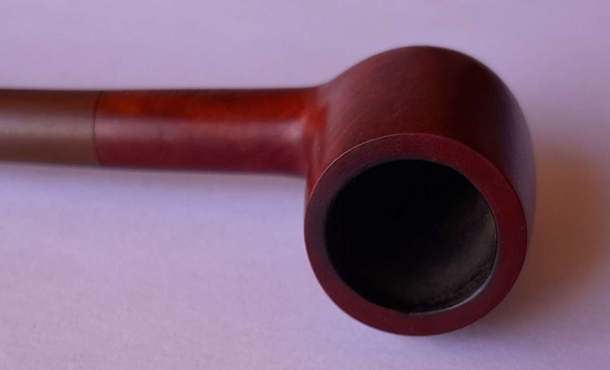 Vintage Bruken (Spain) Petite Chimney Estate Pipe