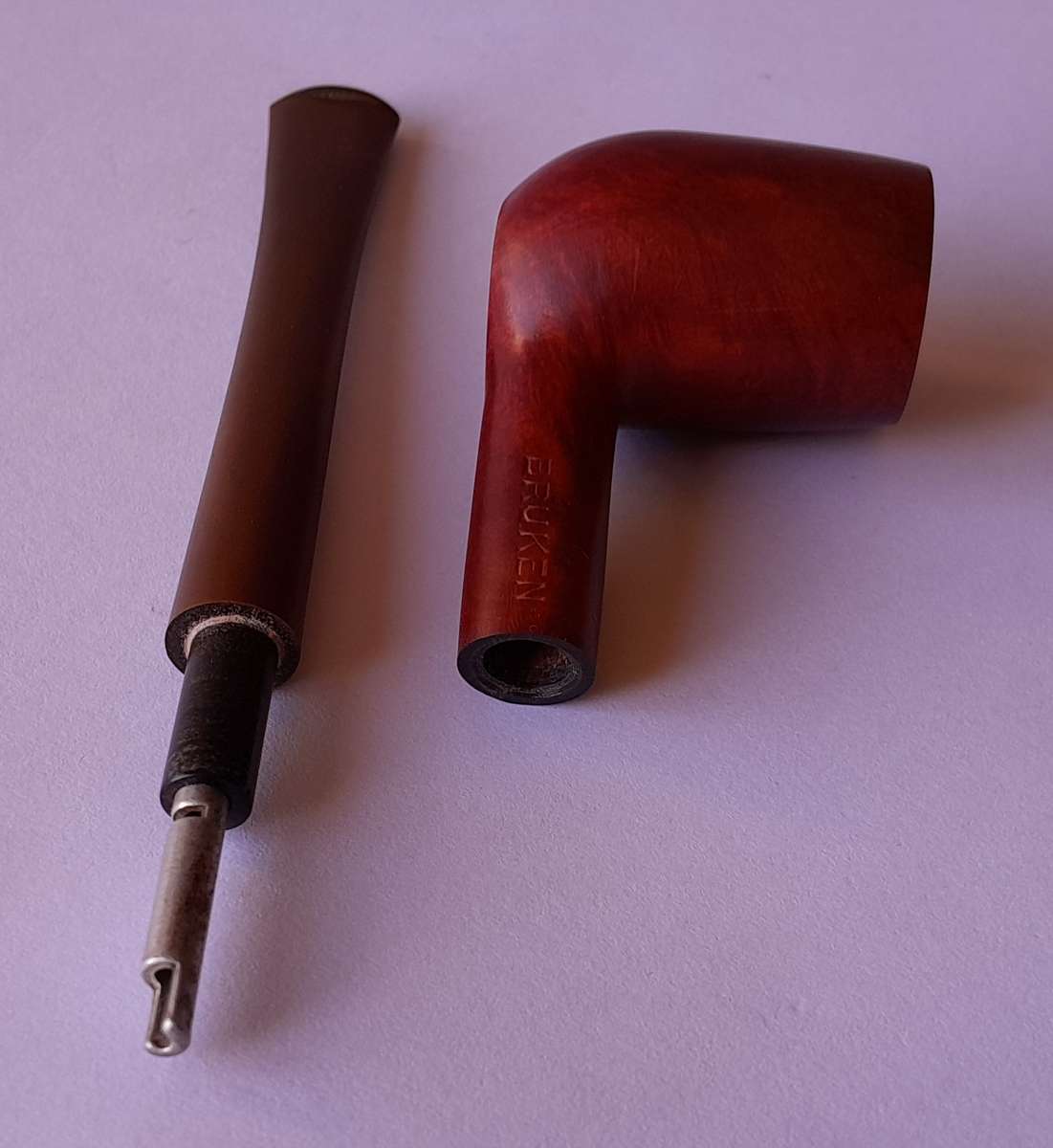 Vintage Bruken (Spain) Petite Chimney Estate Pipe