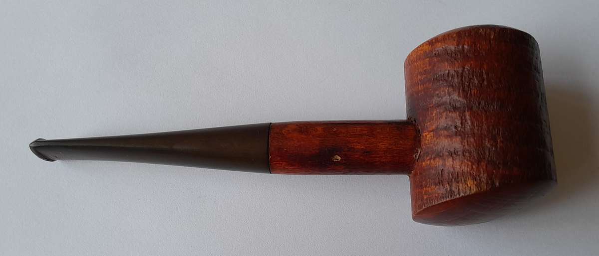 Vintage Bux Cherry-Cured Estate Pipe.