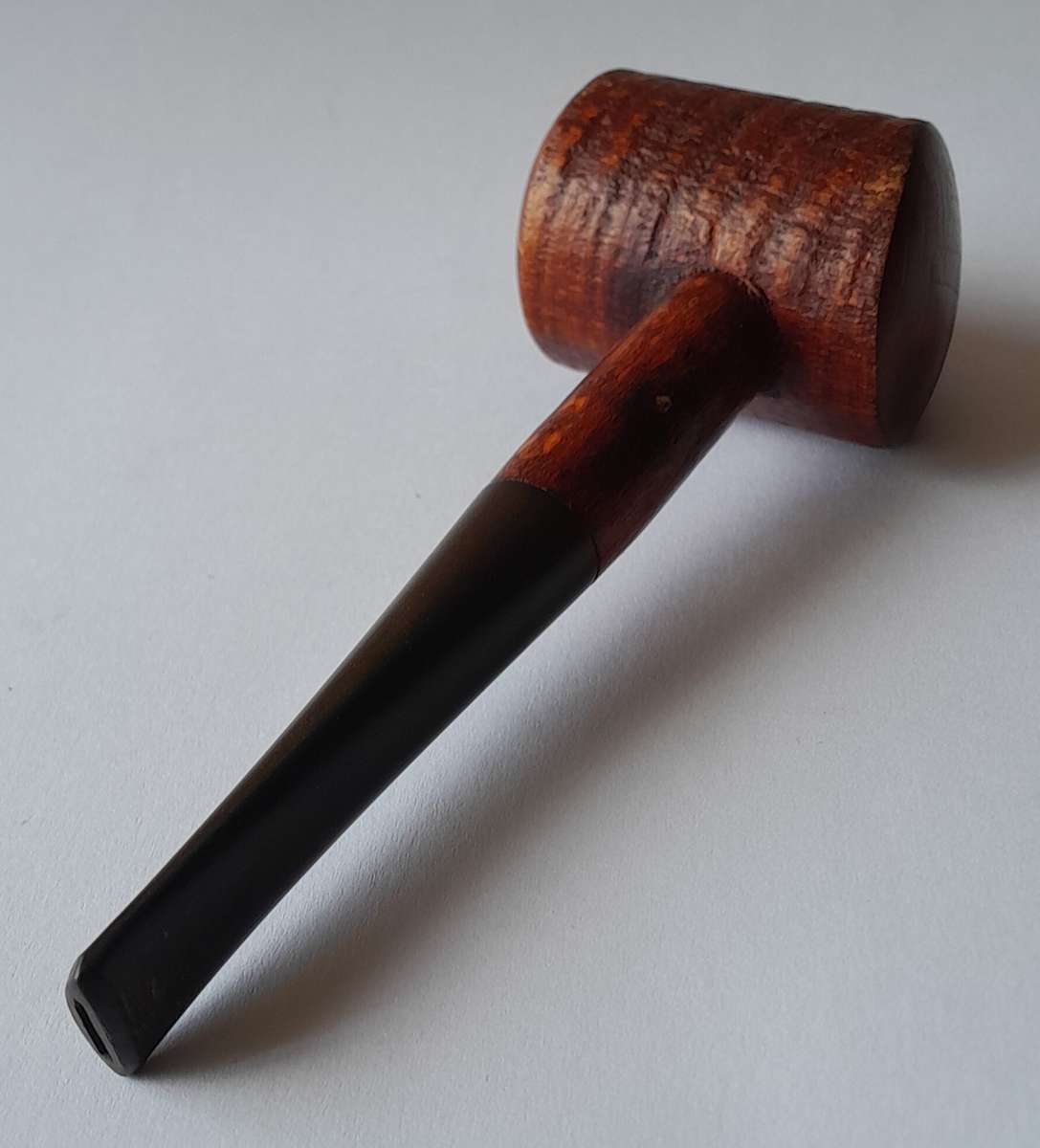 Vintage Bux Cherry-Cured Estate Pipe.