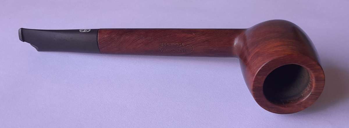 Vintage Chacom Noblesse French Estate Pipe.  (Damaged Mouthpiece).