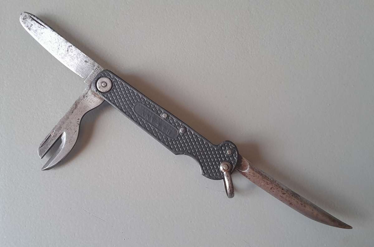 "Reserved" WW1 / WW2 Era Seaman's Marlin Spike Jack Knife By John Watts, Sheffield.