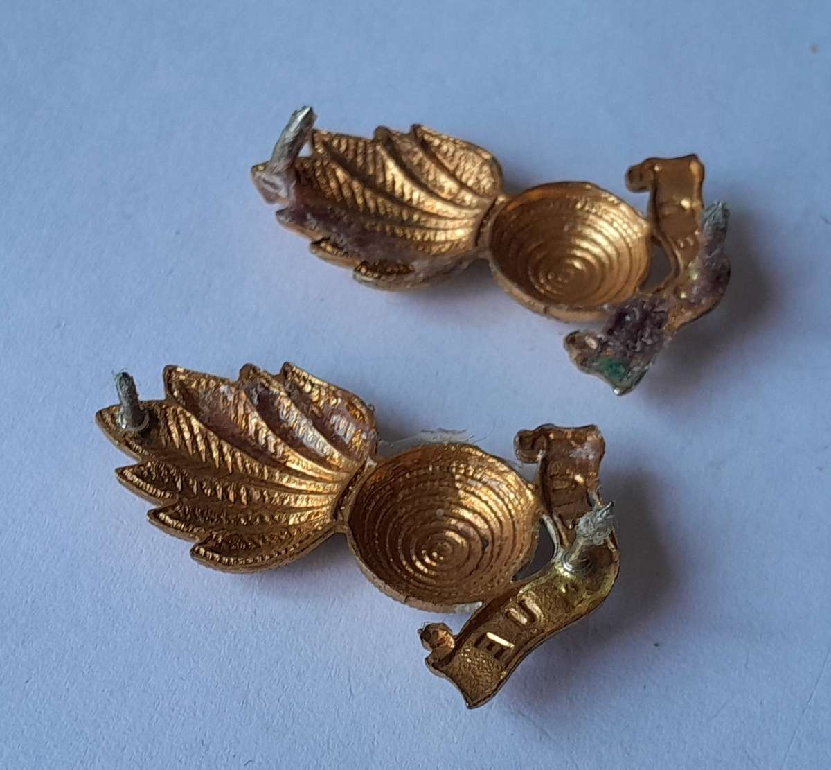 Early Pair SA Army Artillery Badges.  Pins Intact.
