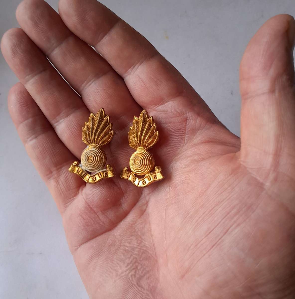 Early Pair SA Army Artillery Badges.  Pins Intact.