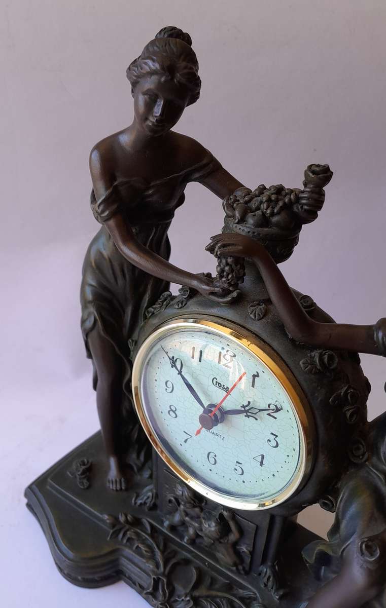 Vintage "Crosa" Quartz Clock with Cold Cast Bronze Casing. Working. 25x20.5cm.