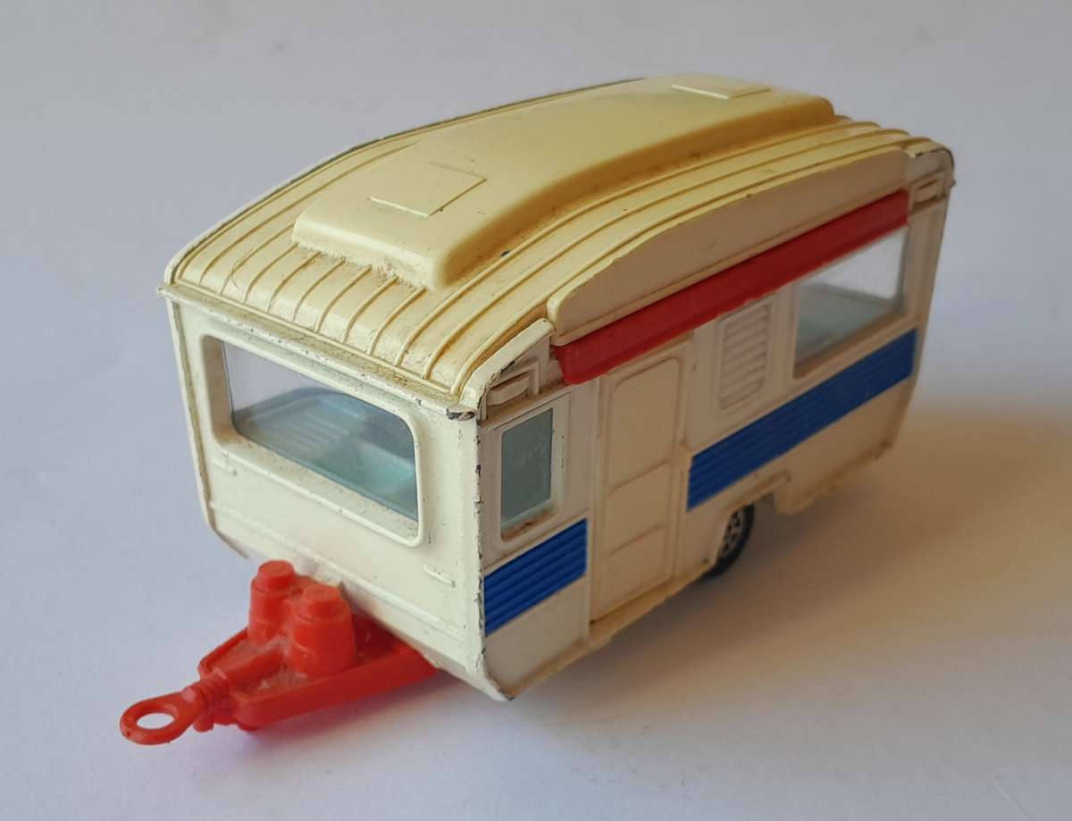 1970's Corgi Die Cast Touring Caravan with Extending Canopy.  12cm.