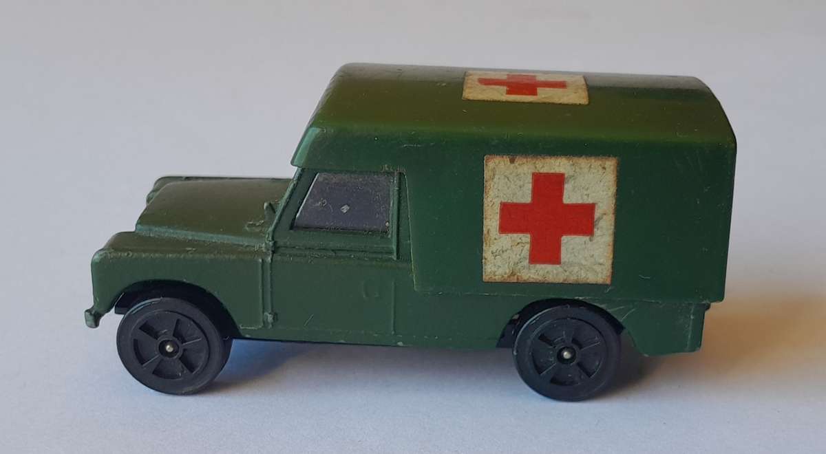 1970's Corgi Juniors Land Rover Army Ambulance. Removeable Canopy.