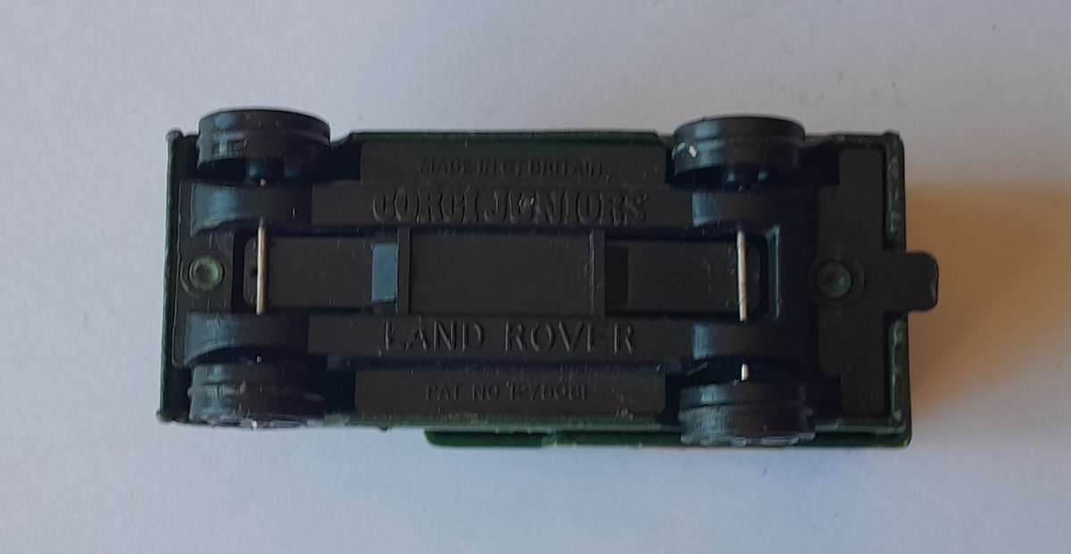 1970's Corgi Juniors Land Rover Army Ambulance. Removeable Canopy.