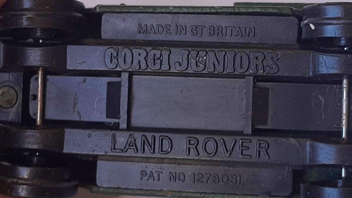 1970's Corgi Juniors Land Rover Army Ambulance. Removeable Canopy.