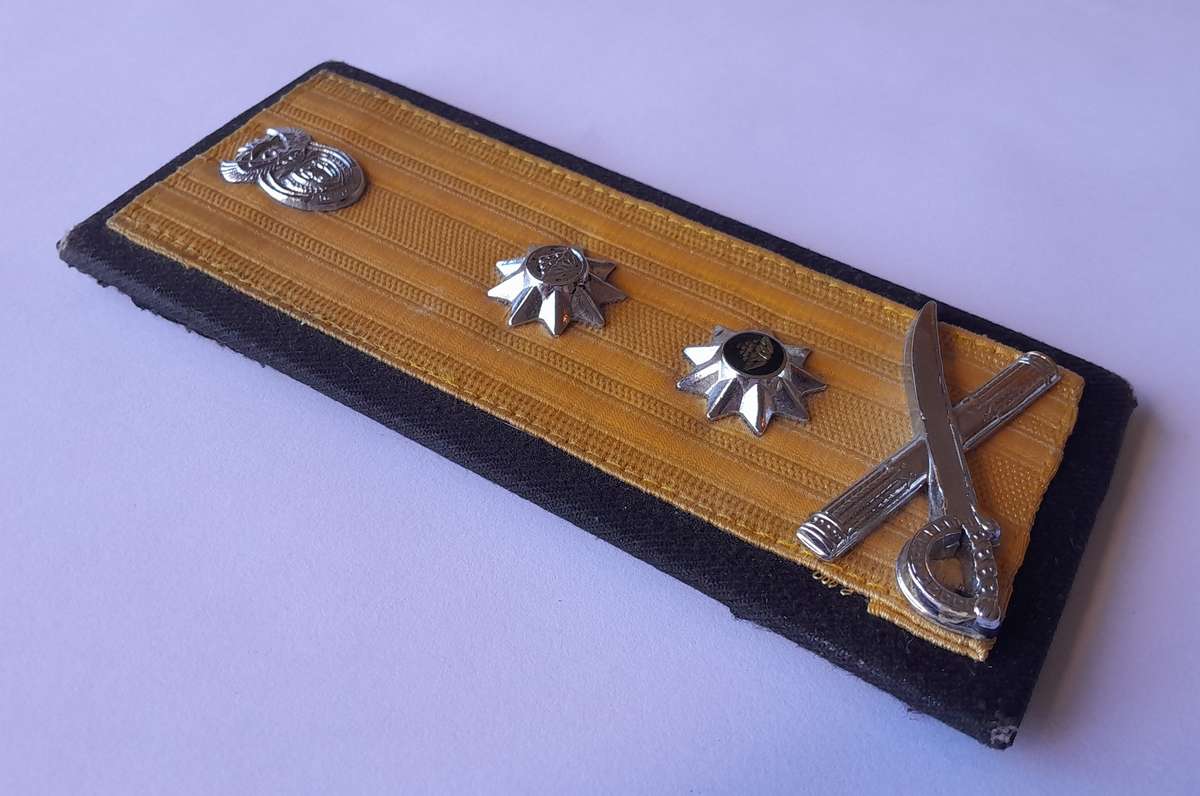 Pair SA Navy Rear Admiral Rank Shoulder Epaulettes. Good Condition.