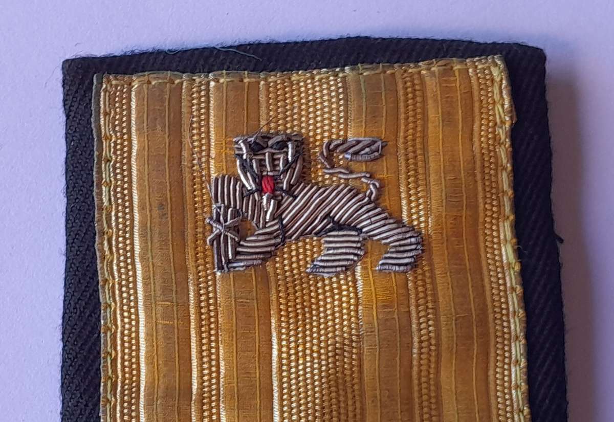 Pair SA Navy Rear Admiral Bullion Rank Shoulder Epaulettes. Good Condition.