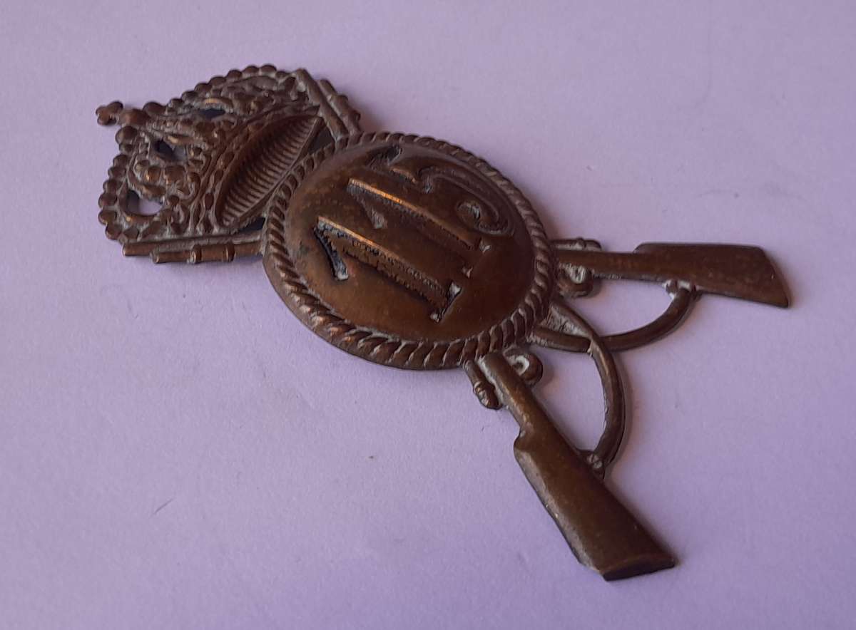 WW2 Fascist Italian 115th Infantry Regiment Helmet Badge.  No Lugs.